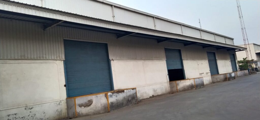 Warehouse at Bhiwandi Bypass To Mumbai Nashik Highway / 81,875 Sqft